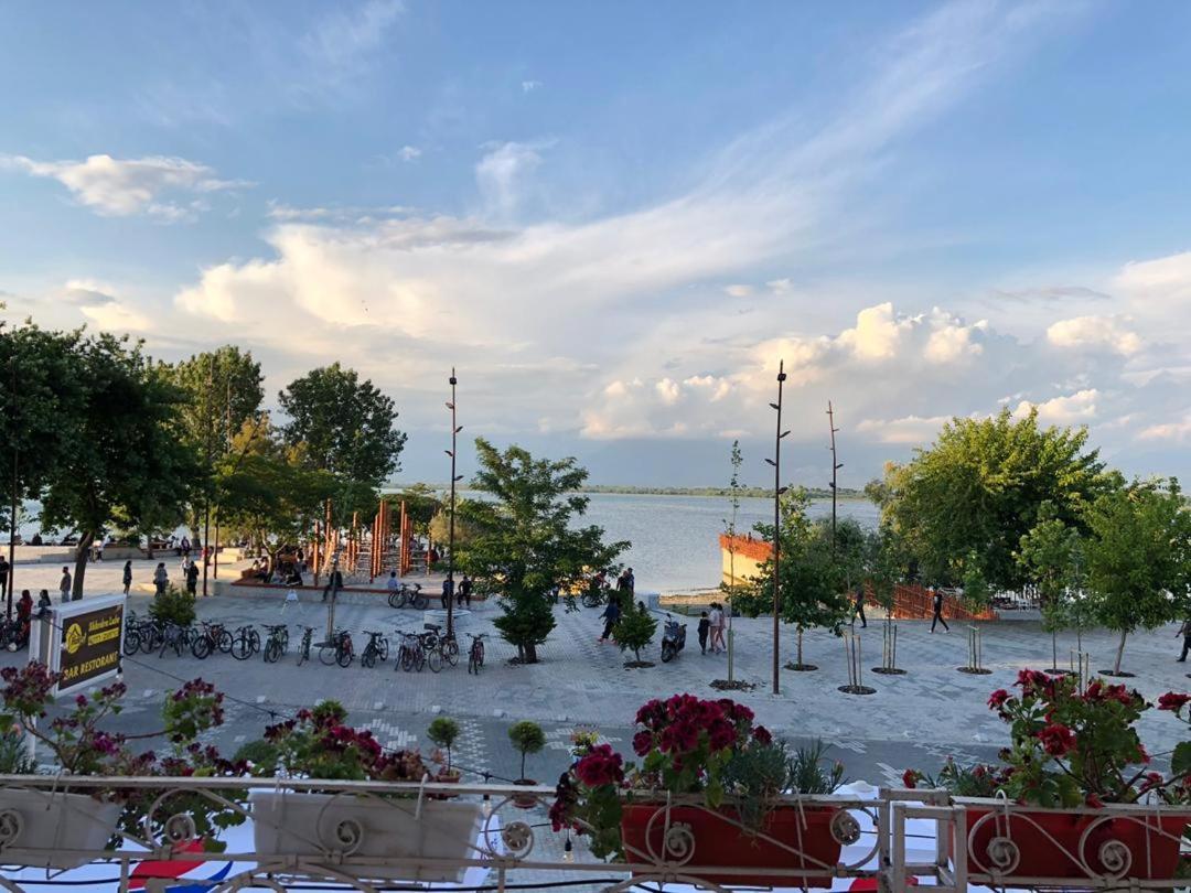 Hotel Shkodra Lake Shiroka Экстерьер фото